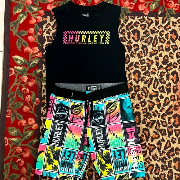 Boys sz 7 HURLEY Shorts with 2 Matching Hurley Tees . Excellent used condition..